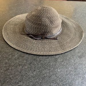 Goorin Bros Womens Straw Hat (L)